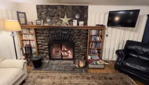 Pet Friendly 3 Bedroom Cabin - Image 4