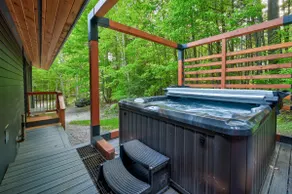 Family-Friendly Chalet: Hot Tub, Games, Fire Pit - Image 2
