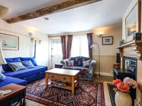 Cottage with garden | River view - Image 4