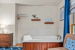 Chic Getaway | Fireplaces & Ensuite Bedrooms - Image 4