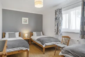 Beach House & Garden in St Merryn Private Parking - Image 4