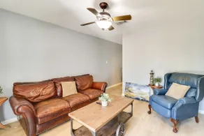 Walk to Eats & Entertainment: Home in Brookhaven - Image 5
