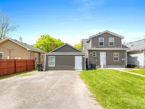 Charming 3BR Getaway | Minutes to Louisville - Image 4