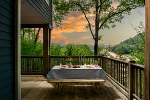 4BR Lake View Retreat | 4,000sqft | Sleeps 12 - Image 2