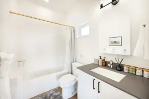 2025 Built Single-Level 2br Serene Home With 2 Ac - Image 5