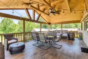 Great Outdoor Space: 'Margy's Farmhouse' in Jasper - Image 2