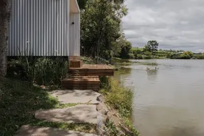 Retreat with Private Lake in the Valley of the Vineyards - Image 5