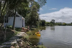 Retreat with Private Lake in the Valley of the Vineyards - Image 4