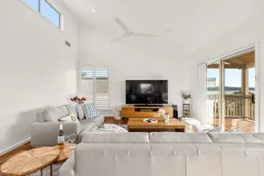 Corlette Retreat - Image 4