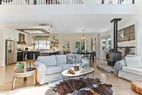 Charming 4BR Wine Country Getaway w/ Spa & Firepit - Image 3