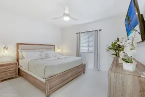 Beachside Bliss, 1BR Condo with Pool at Dania Beach - Image 4