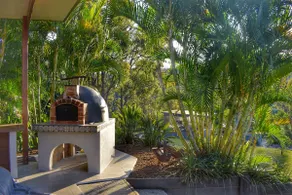 Farm Hinterland Hideaway | Pool | Wood Pizza Oven - Image 4