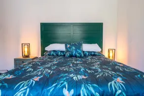 Aylesford-house-sleeps 2 & 1 Infant-parking-garden - Image 4