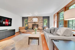 Charming Getaway | Minutes from Lake Wallenpaupack - Image 5