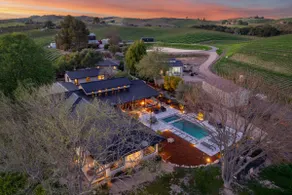 Wine Country Estate w/ Pool, Hot Tub The Residence at Truss Wines by Avantstay - Image 3