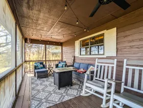 Mountainside Nest ~ with amazing views - Image 4