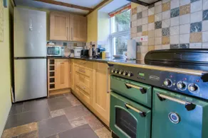 Rose Cottage - 3 Bedroom Cottage - Parkmill - Image 5