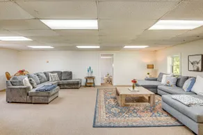 Pet Friendly Hollywood Cabin Apartment Near Lake - Image 4