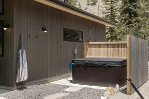 Guanella Pass Cabin Escape | Hot Tub | Lostfork - Image 2