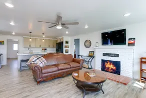 Mtn-View Home w/ Patio & Grill in Woodlake - Image 4