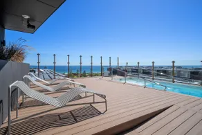 Ground Floor Apartment with Private Courtyard - Image 5