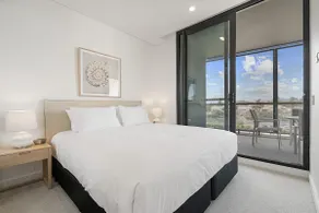 Bright 1-Bedroom Escape with Private BBQ - Image 2
