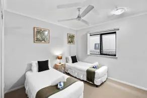 Stylish Apartment near Esplanade & City Centre - Image 3