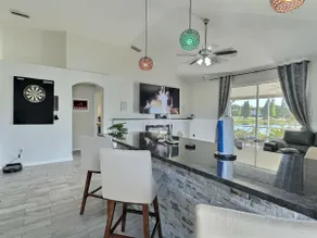 Lakeside Retreat in Brandon, FL – 3 Bedroom, 2 Bat - Image 3