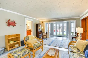 3 Blocks to Lake Ontario: Getaway in Cape Vincent! - Image 2