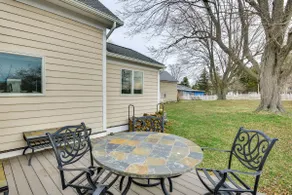 3 Blocks to Lake Ontario: Getaway in Cape Vincent! - Image 3