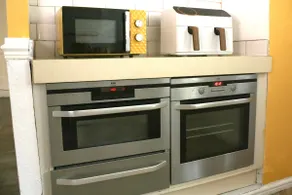 Large 7-Bed Home in Hartlepool - Ideal for Groups - Image 3