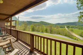 Cabin Getaway in Mountain View w/ Porch + Grill - Image 2