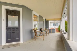 Walk to Dtwn Green Lake: Peaceful Getaway w/ Porch - Image 2