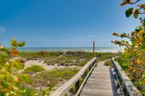 Walk to Beach: Dog-friendly Gem in Cocoa Beach! - Image 3
