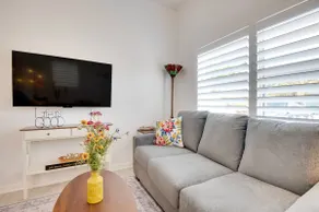 Walk to Beach: Dog-friendly Gem in Cocoa Beach! - Image 4