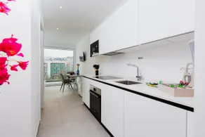 {Suite 402} Business Room, Gym, Modern, Relax - Image 4