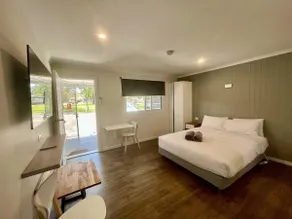 Motel Style Rooms - Image 3