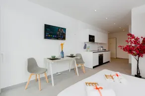 {Suite 414} Business Room, Modern, Relax - Image 2