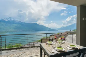 Calle apartment with lakeview by Rent All Como - Image 2