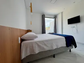 Apartment 102 - Image 2