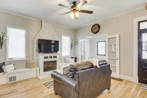 Fire Pit: Pet-friendly Mt Vernon Gem! - Image 4