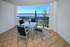 Golden Beach Ocean Views, Passage at your Doorstep - Image 4