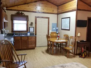 Ponderosa Cabin Countryside View - Image 4
