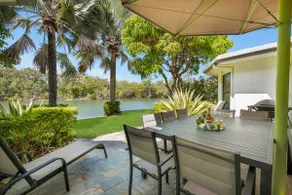 Wyuna Drive 53 - Beachfront home with an easy walk to Quamby place - Image 2