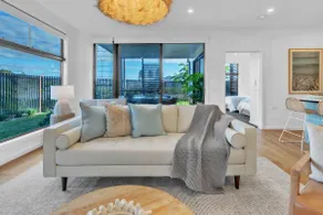 Birdsong Beach Retreat - Newly Built - Image 3
