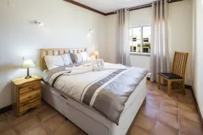 (9) Beautiful townhouse with seaviews - Image 4