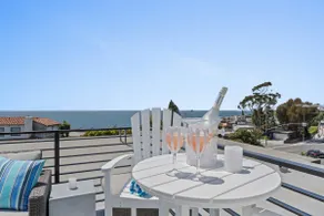 Chic Penthouse w/ AC near Montage & beach - Image 3
