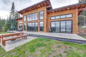 Luxe Mtn-View Escape 5 Mi to Dtwn Priest River! - Image 2