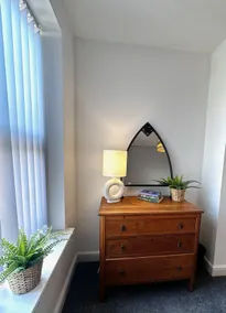 Ideal Wigan Base - 1BR for Cosy Stays - Image 4