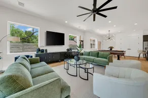 Great Deal, 6bd, Pool,  Game Room & Chef Kitchen - Image 4